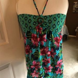 Floral halter, super cute!